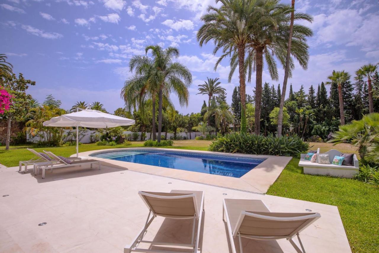 Villa El Pilar Естепона Екстериор снимка
